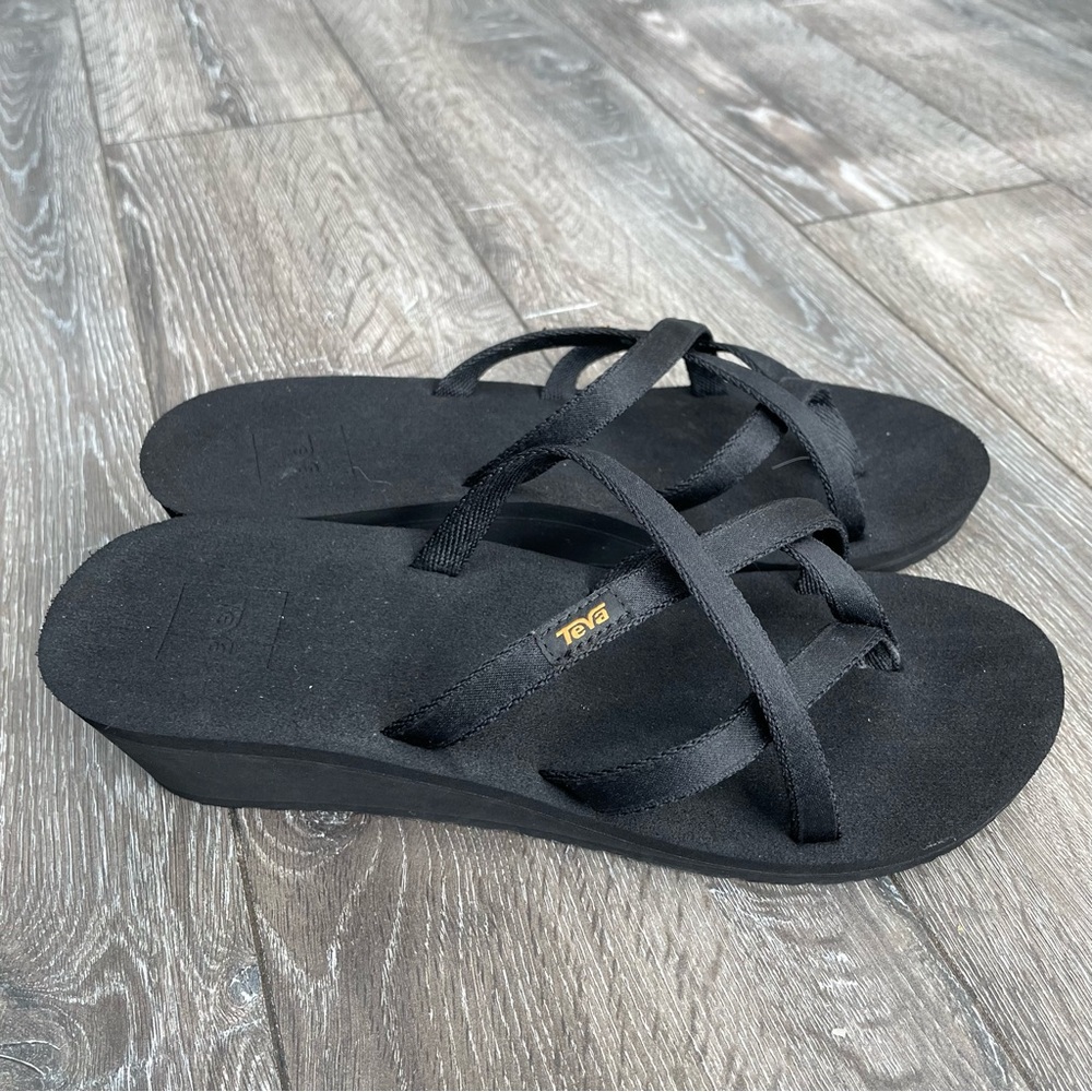 Teva Women's Wedge Sandals Size 11 Black Strappy Mush Mandalyn Ola